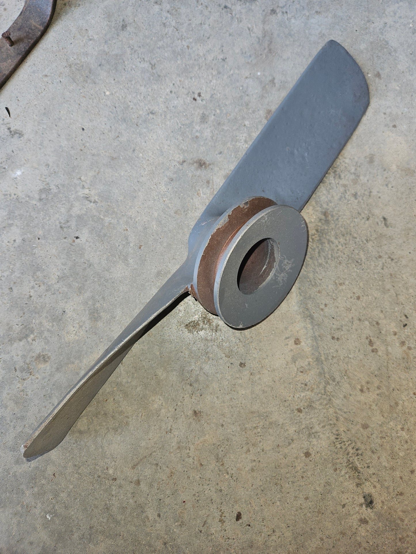 A-8600A Two Blade Cast Aluminum Fan (2 Blade)