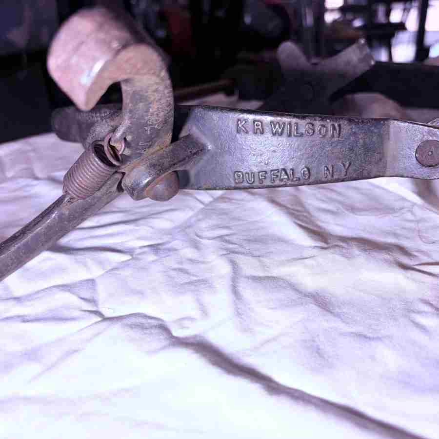 K.R.Wilson Rear Spring Compressor tool