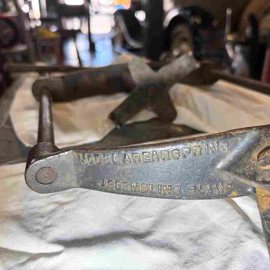 K.R.Wilson Rear Spring Compressor tool